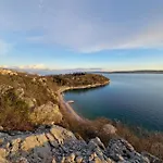 Adria Lila Kacjak Amazing View Dramalj